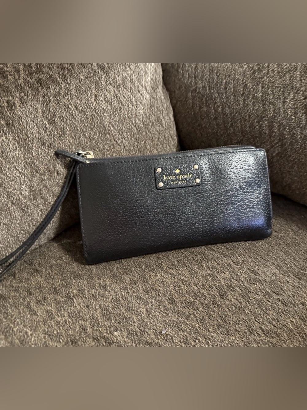 kate spade Black Leather Zip Wristlet/Wallet with Gold Hardware large 8”W X 4”H